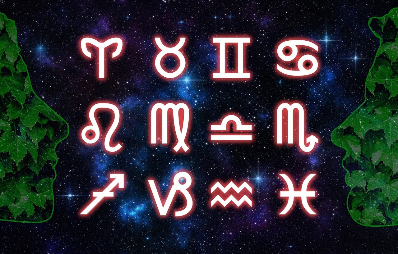 2024天天彩资料大全免费，揭开宇宙之谜_迷你版SIE487.023.24